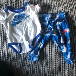 Nike Baby: Onsie w Pants - 3 Months